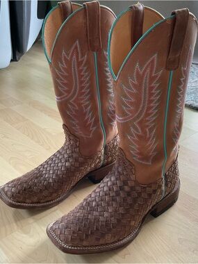 Macie Bean weave pattern cowboy boot 8.5